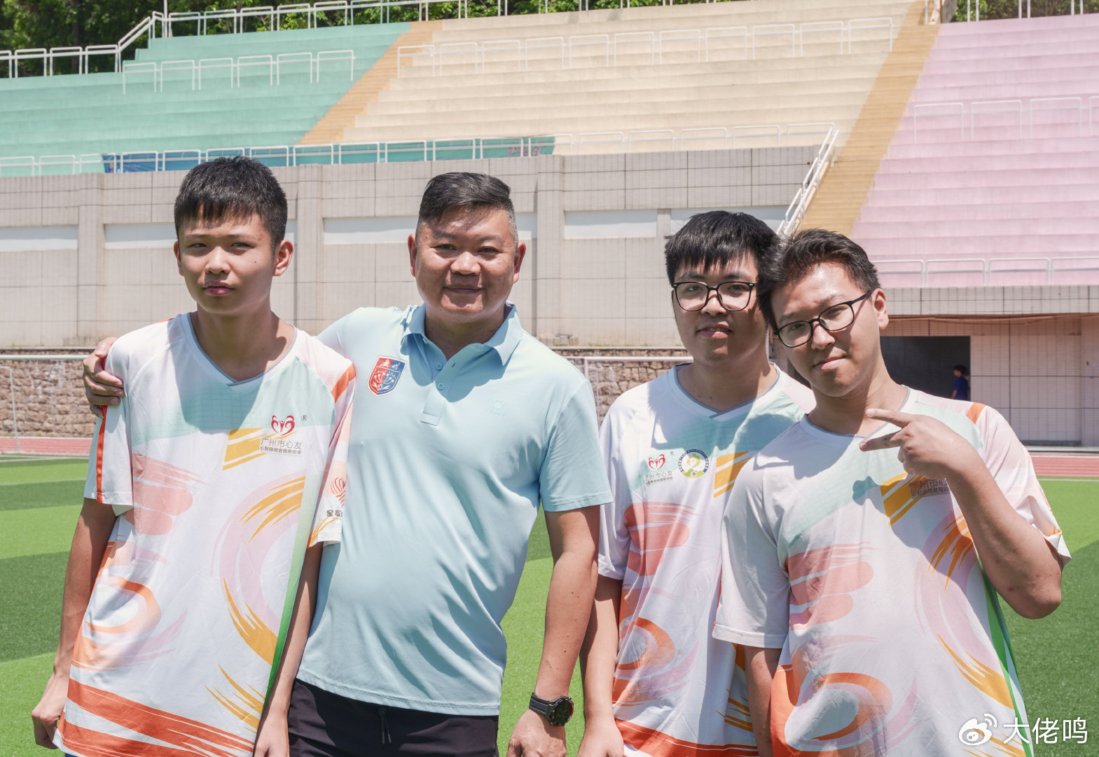 坚持与时俱进介绍图片