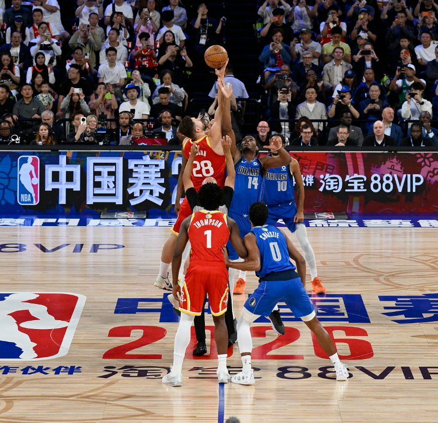 22分钟16+10+10！申京无愧火箭魔术师 范乔丹回归助他进攻再提一档